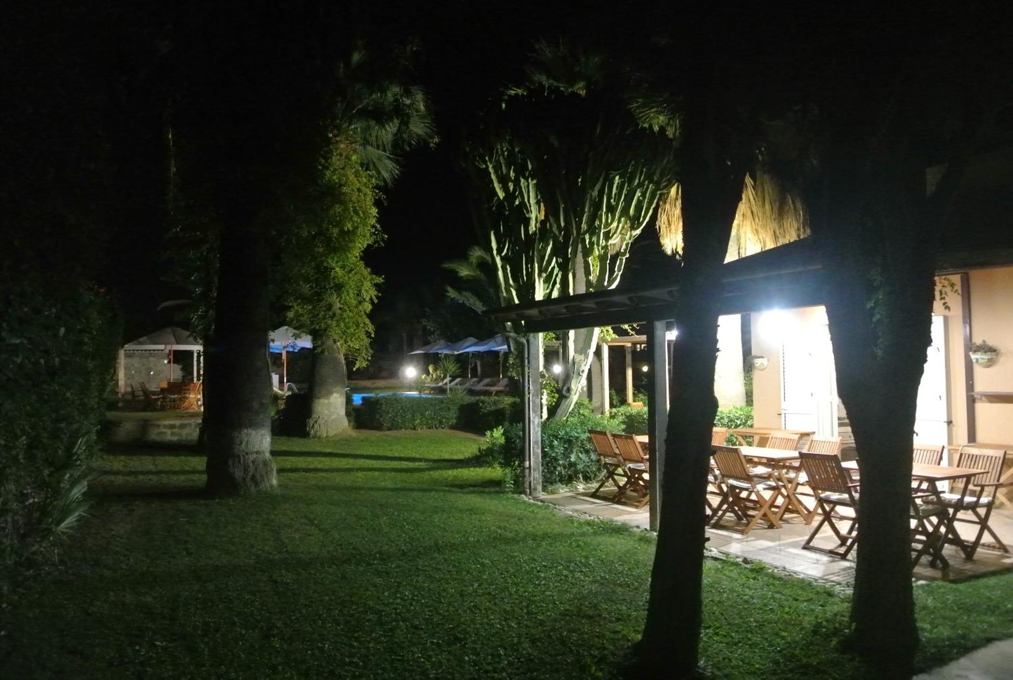 Villa Carlotta Resort San Leone Bagian luar foto