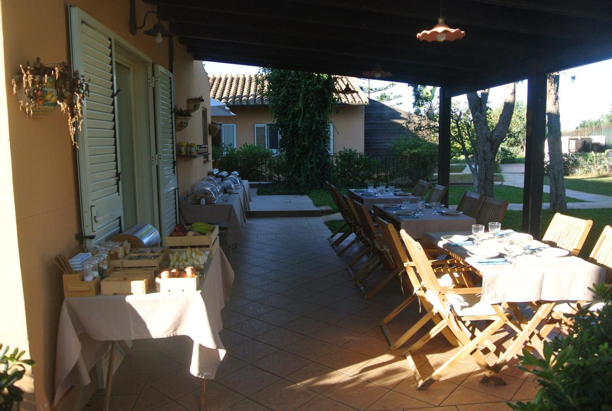 Villa Carlotta Resort San Leone Bagian luar foto